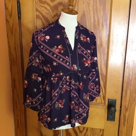 Francesca’s Mi Ami purple floral boho  peasant top - Picture 8 of 12